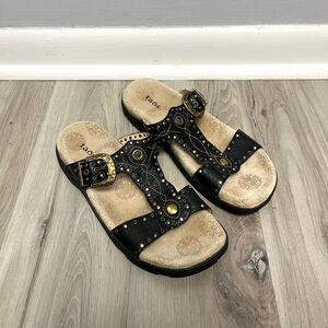 Taos Footwear Sandals Women’s 8 Samantha Black Leather Studded Slide
